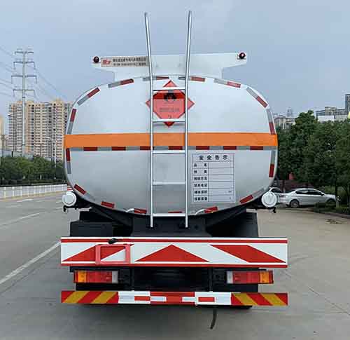 楚飛牌CLQ5260GYY6LZ型運油車-后部照片